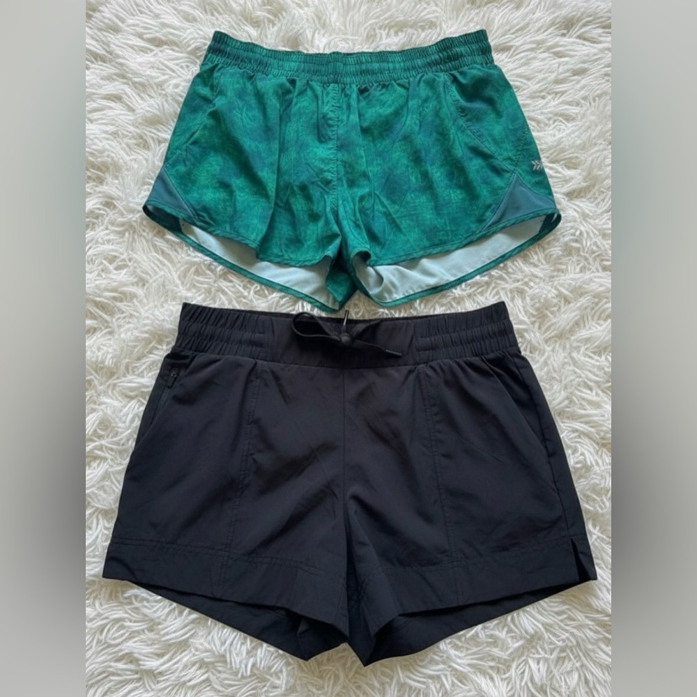 All in Motion 2 Pairs of Running Shorts Teal and Black Size Large EUC